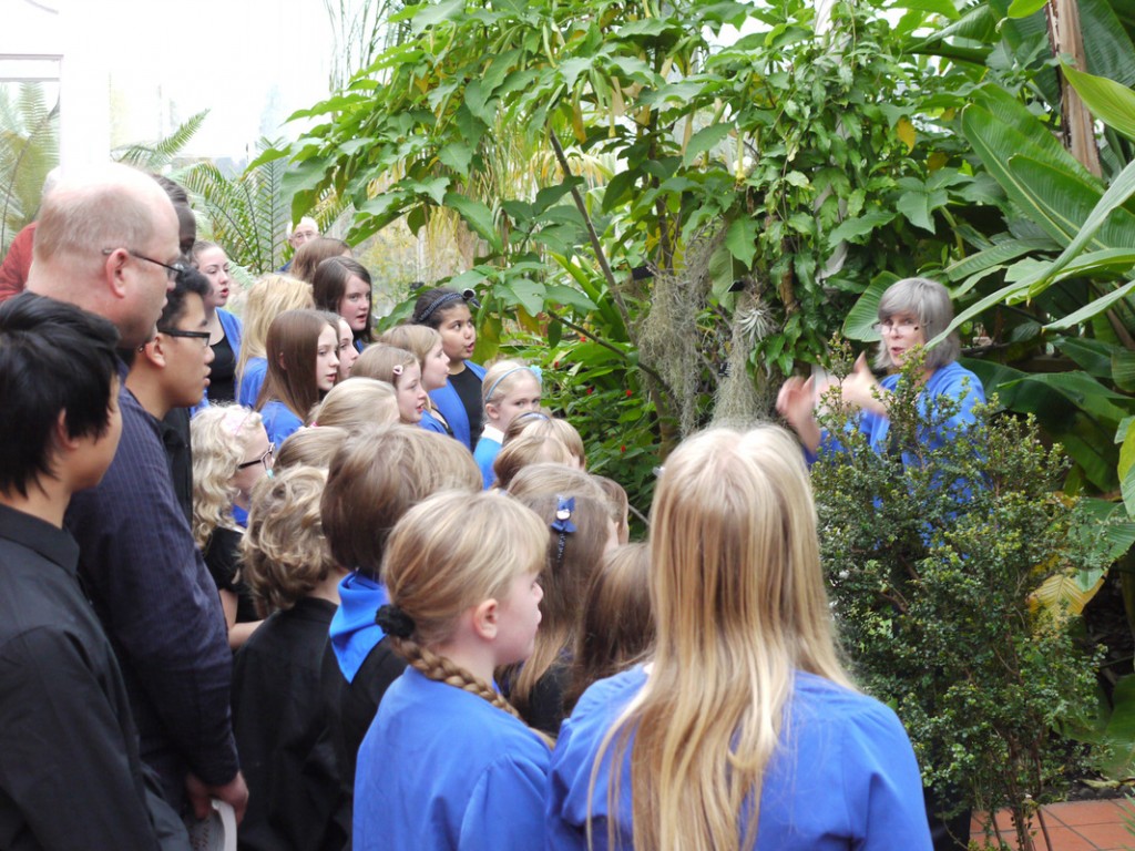Bournville Young Singers at the Birmingham Botanical Gardens, 2014